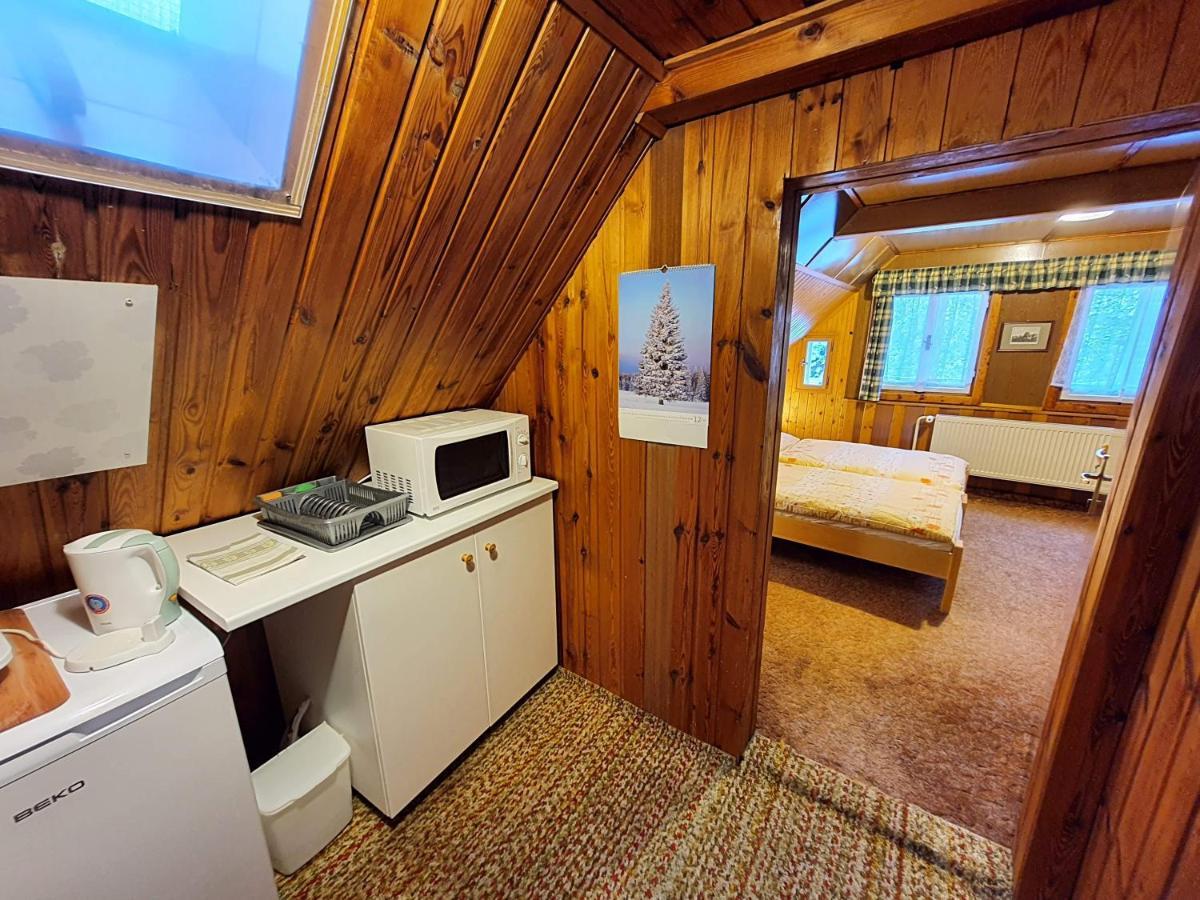 Hotel Penzion Pod můstky Harrachov Esterno foto